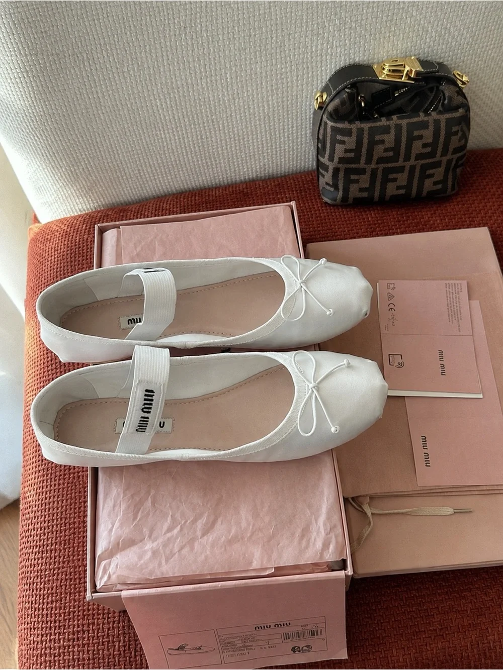 Miu Miu White Leather Ballet Flats with Bow and Elastic Strap